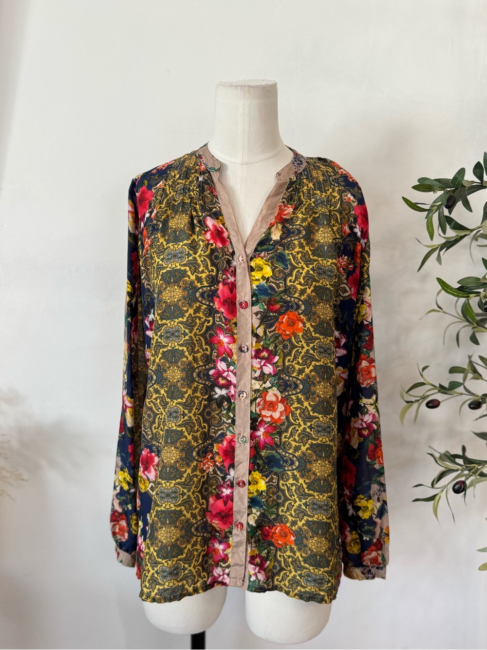 Johnny Was - Rosey Tate Floral Paisley 100% Silk Button Front Blouse Multicolor
